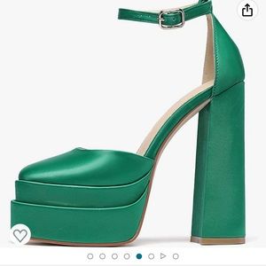 Chunky heel platform party heels (Neverworn)